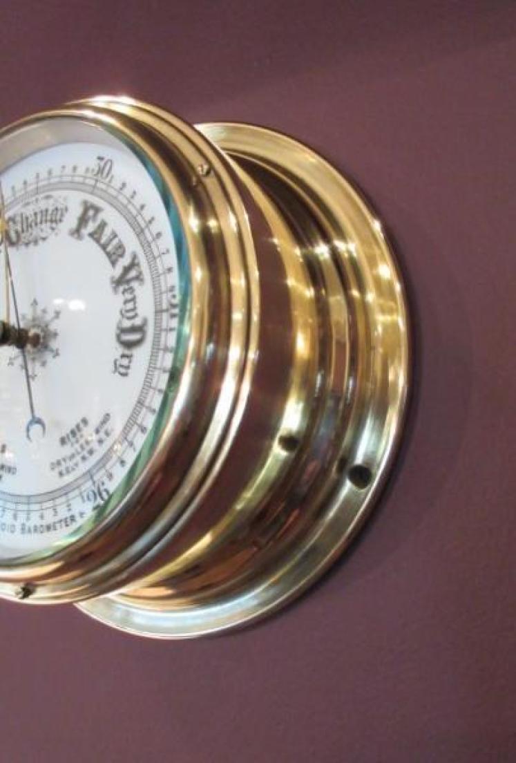 Antique Polished Brass Bulkhead Marine Barometer - Image 4