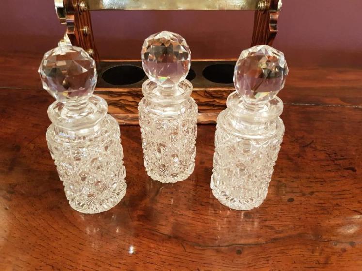 Superb Victorian Walnut Miniature 3 Bottle Tantalus - Image 4