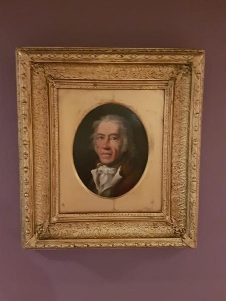Early Victorian Framed Portrait of a Gentleman - Image 1