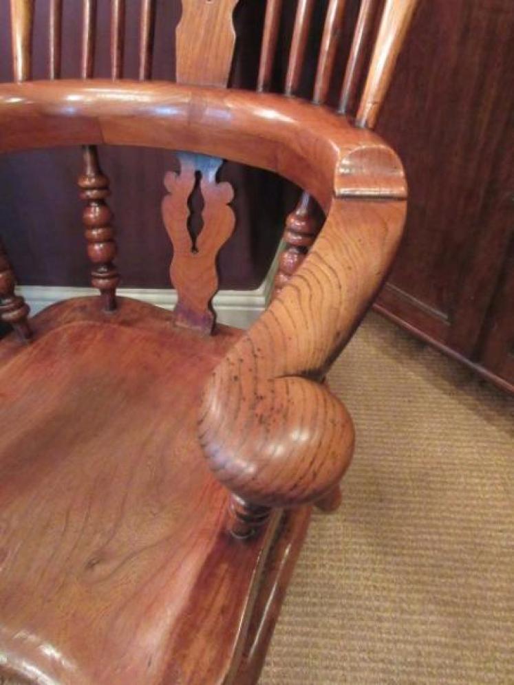 19th Century Ash & Elm High Back Windsor Armchair - Image 4