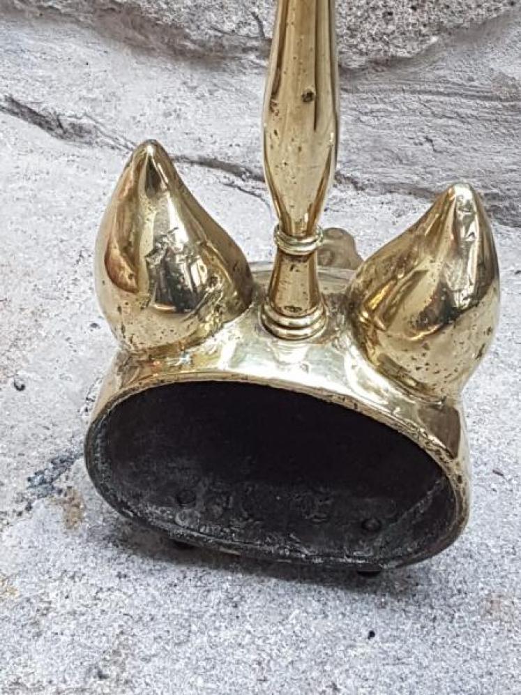 Victorian Cast Brass Fox Head Door Stop - Image 4
