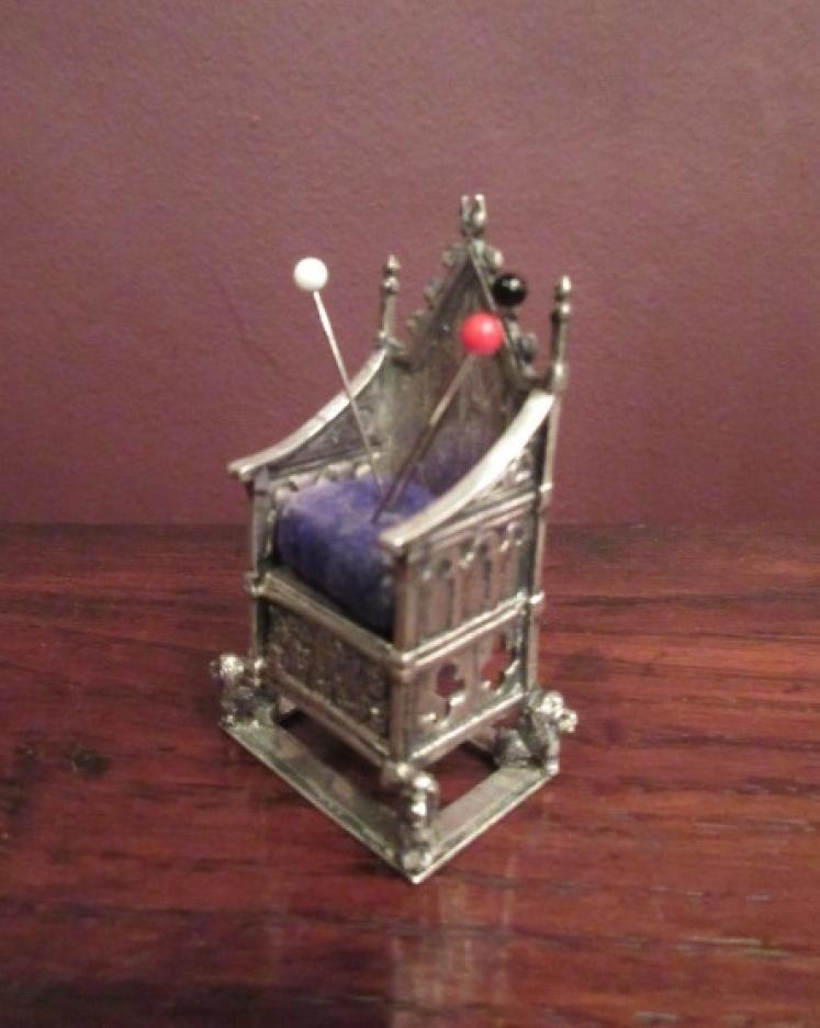 Edwardian Antique Silver 'Throne' Novelty Pin Cushion - Image 2