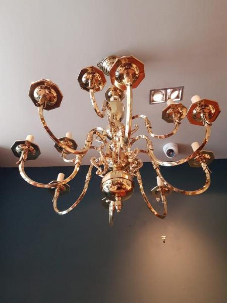 Stylish Edwardian Antique Brass Two Tier Chandelier - Image 3