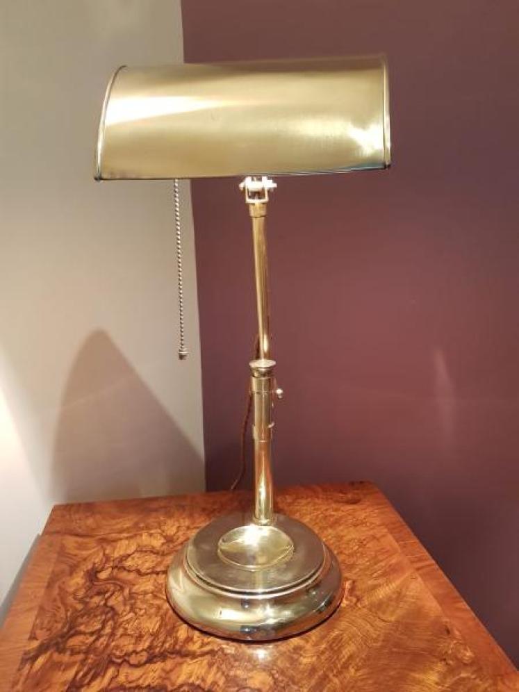 Superior Quality Edwardian Brass Desk Lamp - Image 1