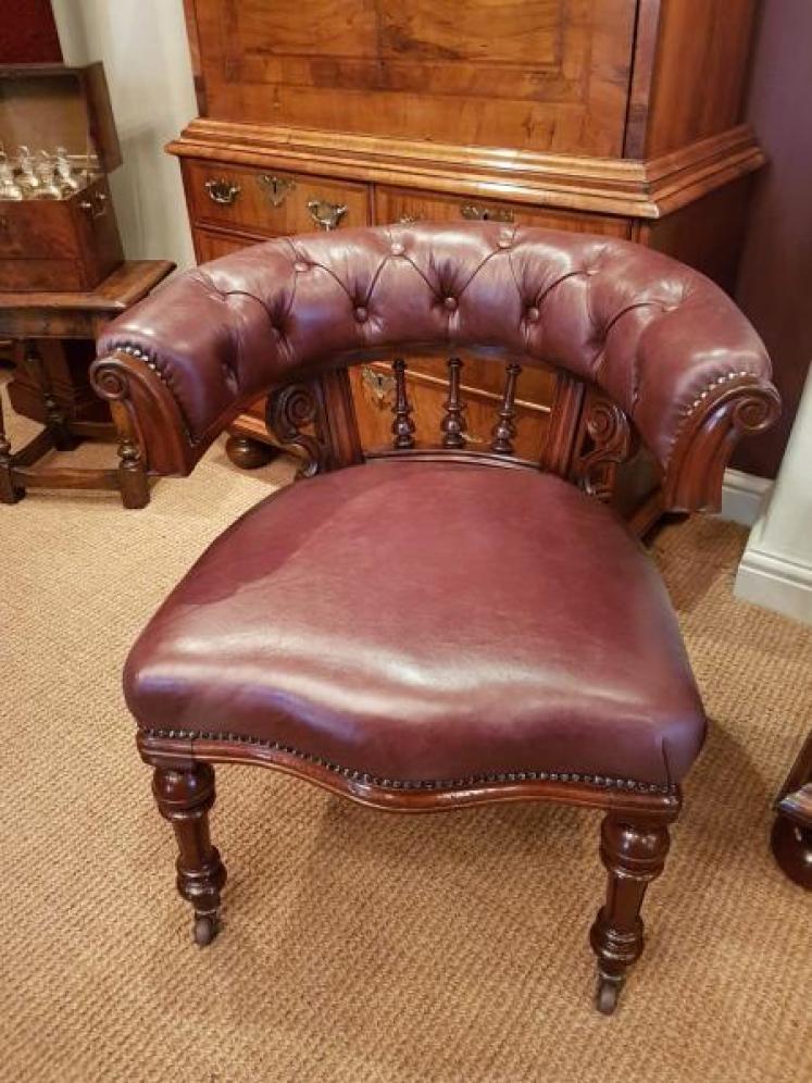 Superb William IV leather upholstered Library Chair - Image 1