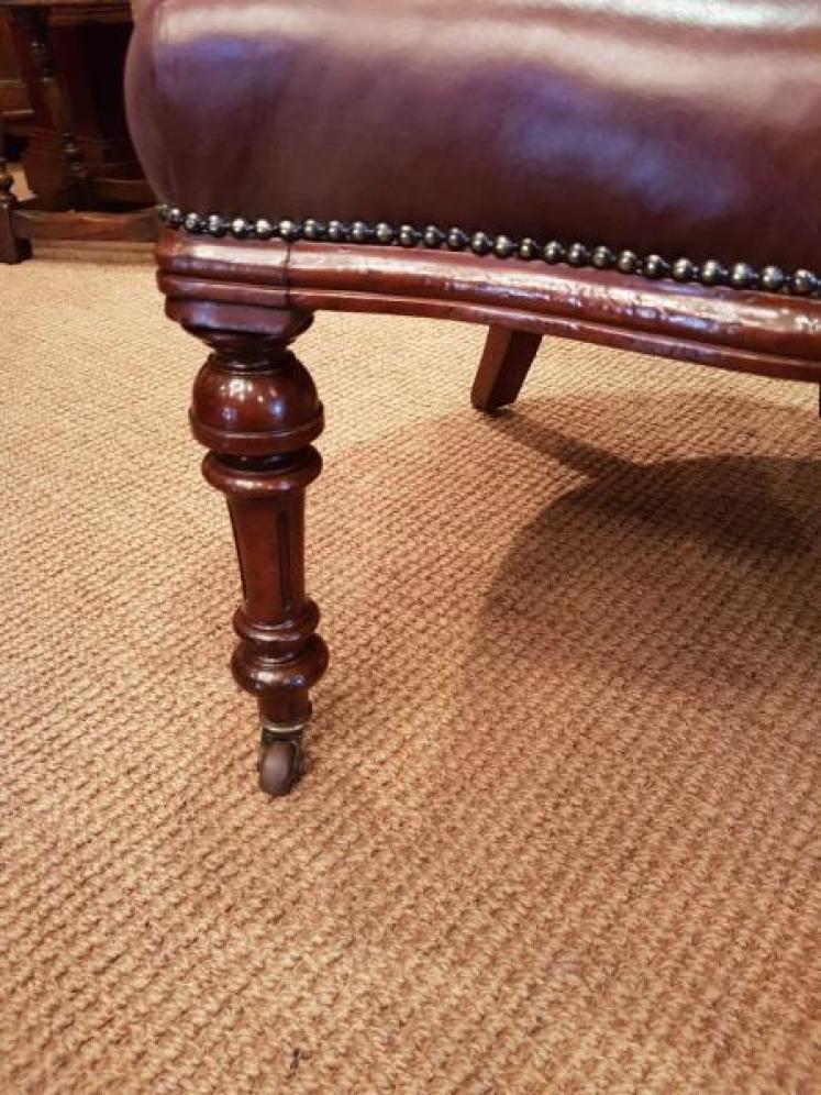 Superb William IV leather upholstered Library Chair - Image 3