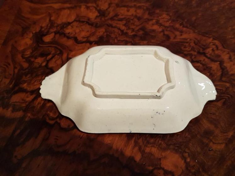 Early 19th Century Blue and White Transfer Print Pickle Dish - Image 4