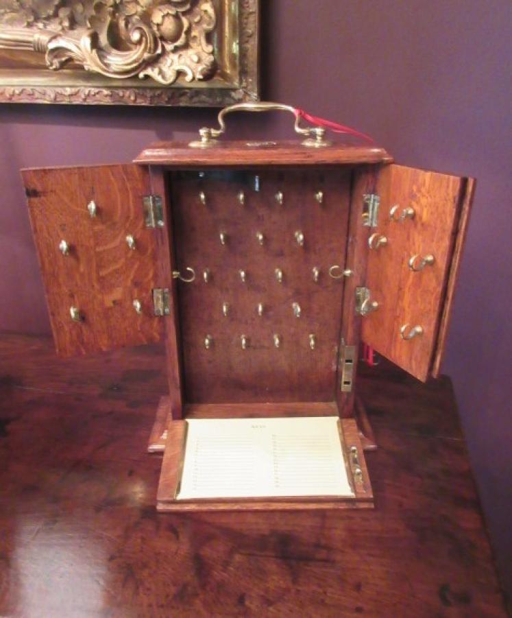 Unusual Victorian Polished Oak Key Holder Box - Image 1