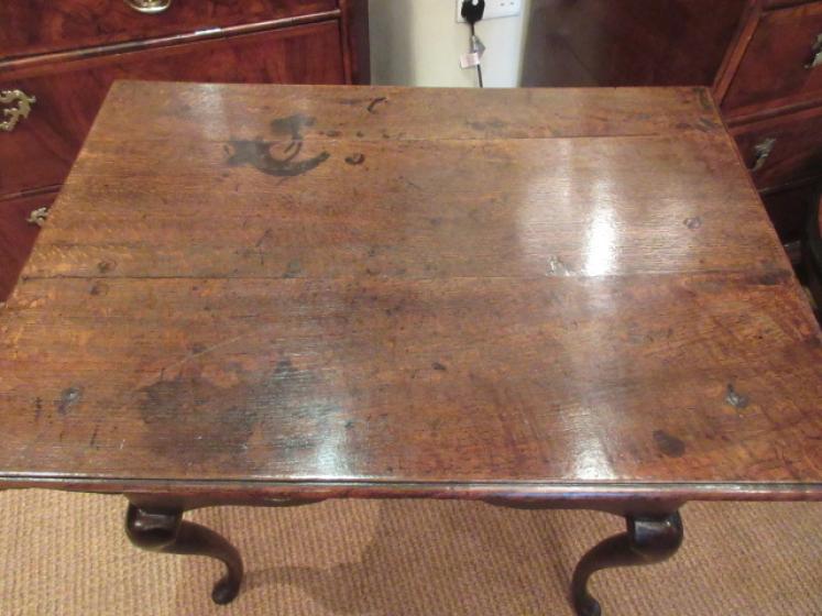Mid Georgian Antique Oak Lowboy - Image 2