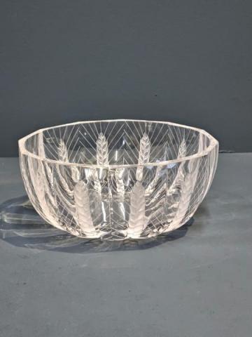 Antique Lalique Wheatsheaf Bowl at Sturmans Antiques Lalique for sale
