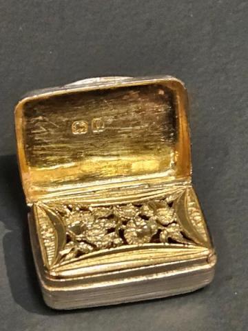Antique George III Silver Vinaigrette at Sturmans Antiques silver for sale