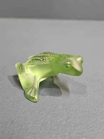 Lalique Opalescent Green Frog at Sturmans Antiques Lalique for sale