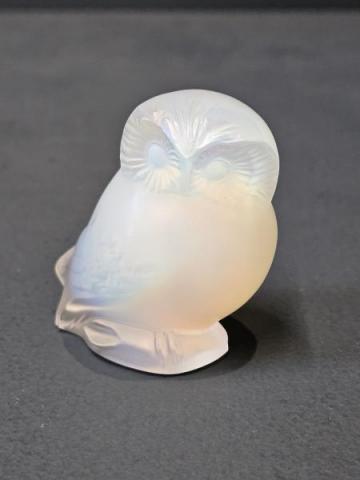 Lalique Opalescent Owl at Sturmans Antiques Lalique for sale